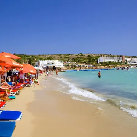 Modern, Stylish & Comfortable 3 Bedroom With Jacuzzi, Aquarium And Private Yard With Barbeque Apartamento Mellieha