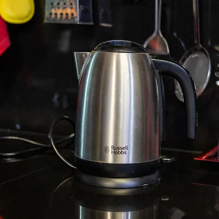 Modern, Stylish & Comfortable 3 Bedroom With Jacuzzi, Aquarium And Private Yard With Barbeque Apartamento Mellieha