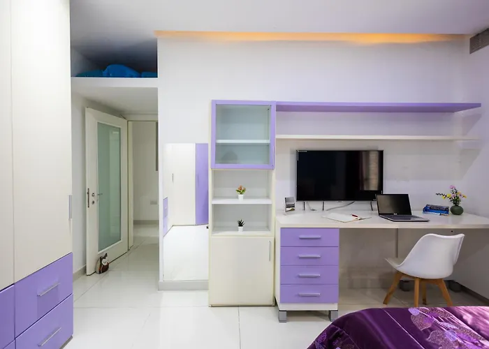 Διαμέρισμα Modern, Stylish & Comfortable 3 Bedroom With Jacuzzi, Aquarium And Large Private Yard With Barbeque *