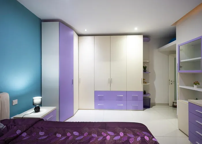 Modern, Stylish & Comfortable 3 Bedroom With Jacuzzi, Aquarium And Large Private Yard With Barbeque * المليحة