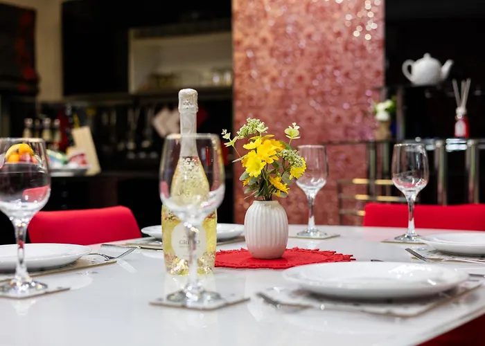 Modern, Stylish & Comfortable 3 Bedroom With Jacuzzi, Aquarium And Large Private Yard With Barbeque * Mellieħa